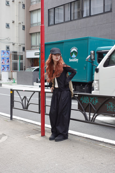 フィットシアーカーデ